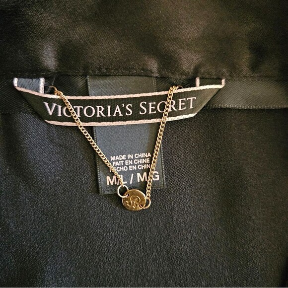 Victoria's Secret Black Satin Robe - Picture 10 of 10
